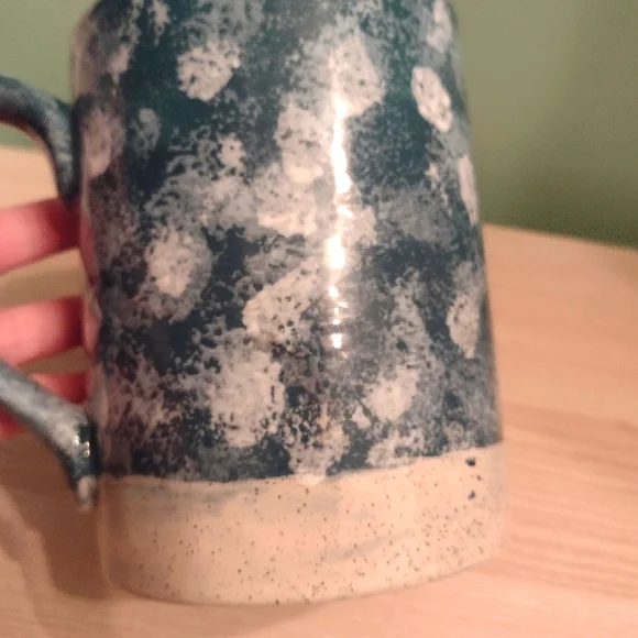 New Handcrafted Glazed Pottery Mug - Picture 14 of 15